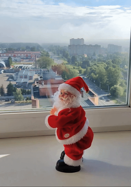 Animated Musical Climbing Santa Claus Decoration for Festive Christmas Holiday Fun