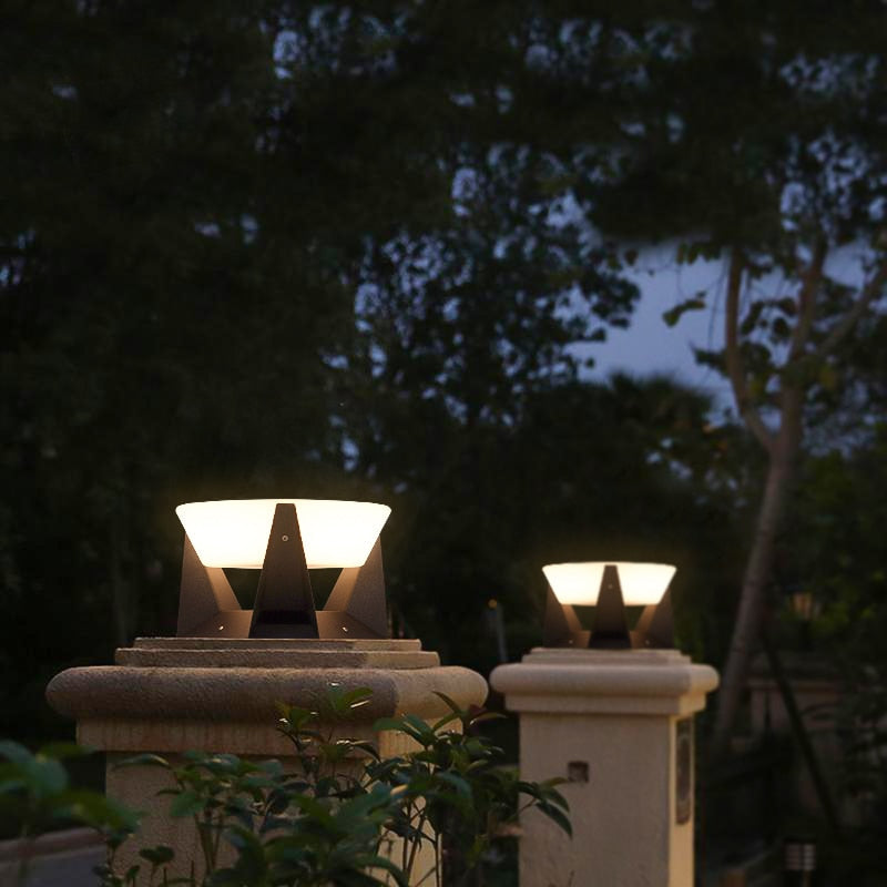 Outdoor Solar Lights Garden Light Column Lamps Waterproof Fence Gate Cap Light